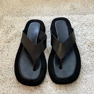 Tony Bianco Ives Black Como Sandals, sz 9